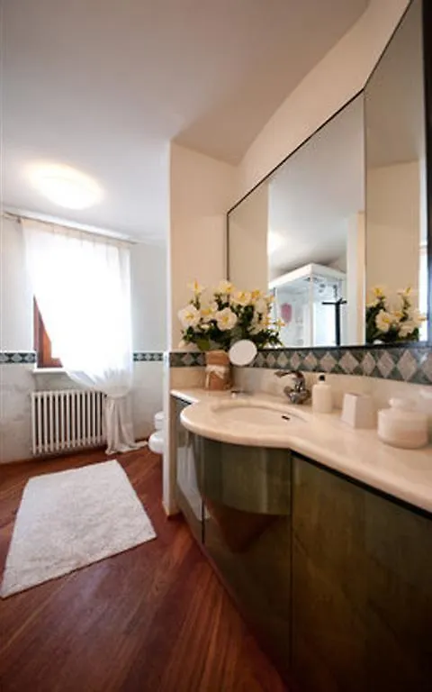 B&B La Casa Rosa Suite Бергамо Отель типа 