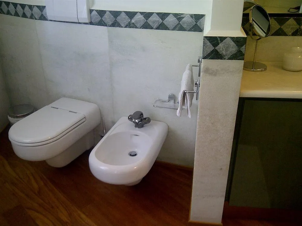 B&B La Casa Rosa Suite Bergamo Italy